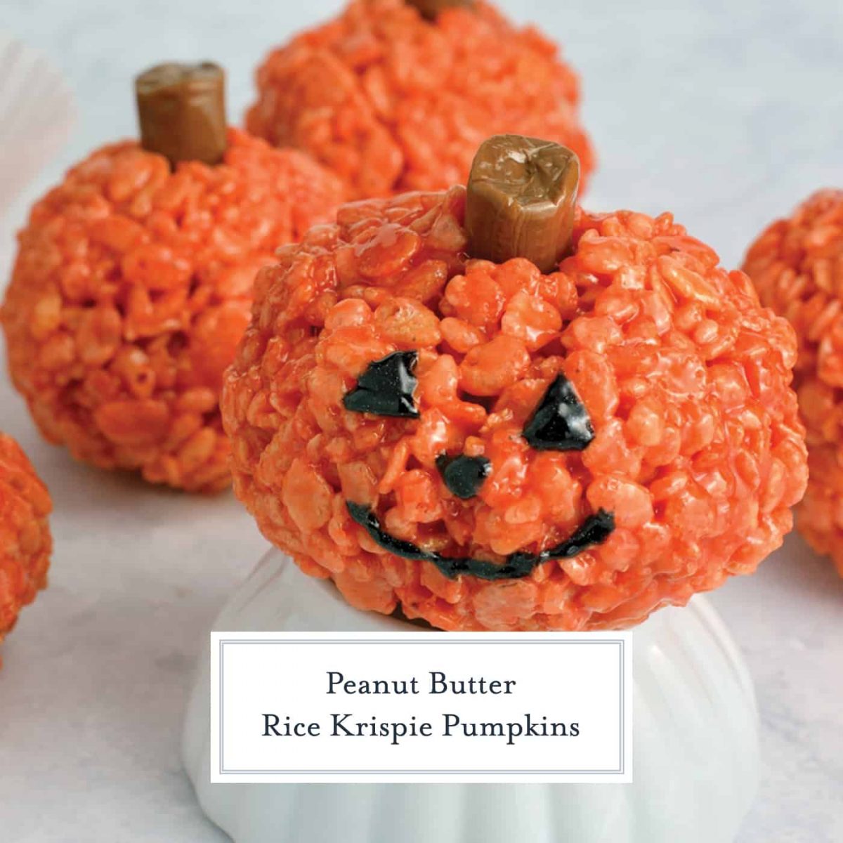 EASY Pumpkin Rice Krispie Treats (No Bake Halloween Treat!)