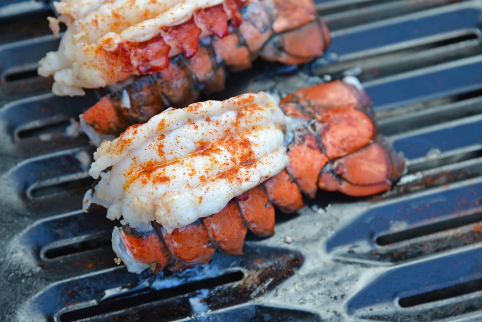 what temperature do you broil lobster tails at