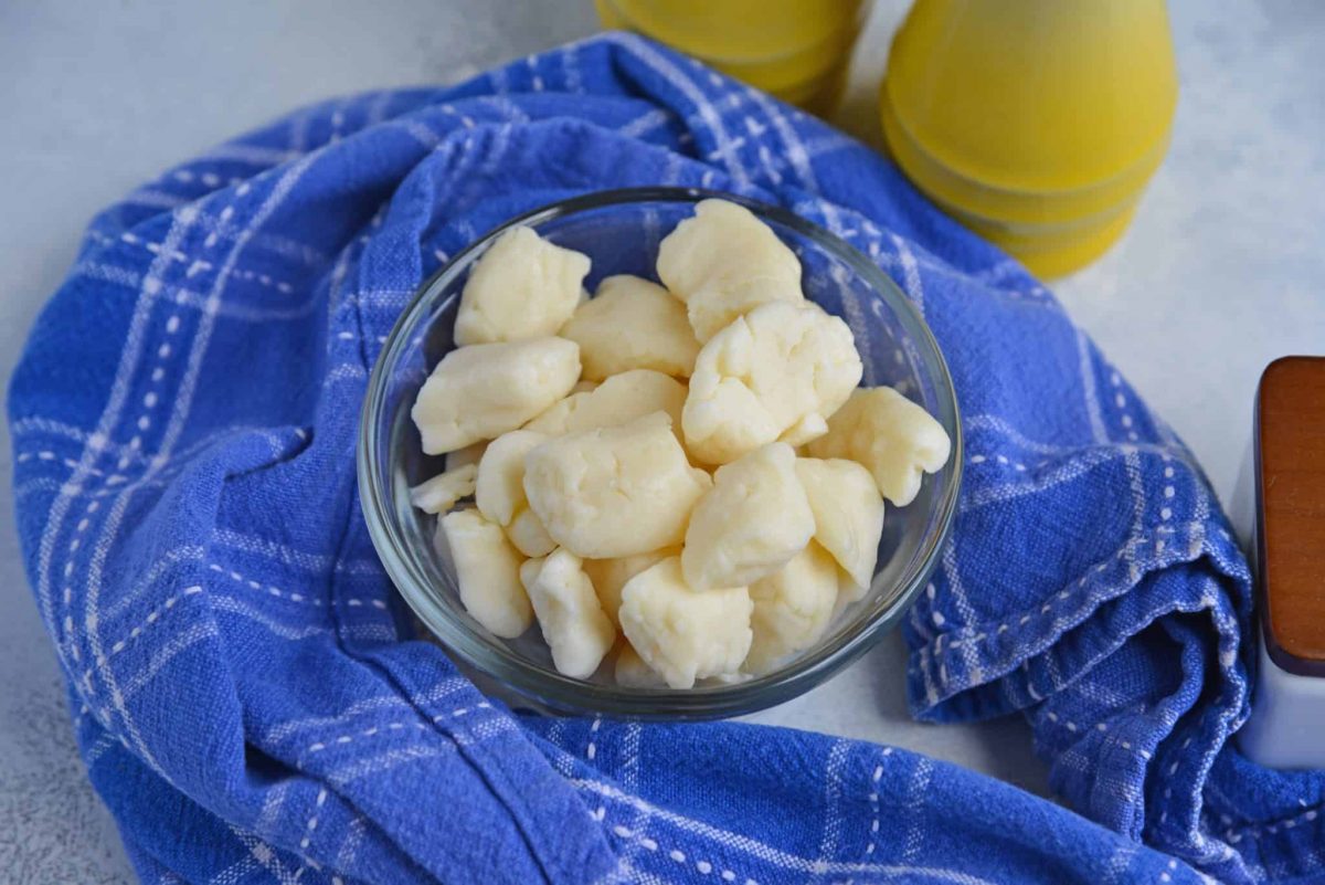 Deep Fried Cheese Curds How to Make the BEST Fried Cheese Curds