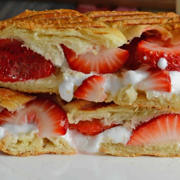 Dulce de Leche Dessert Panini - A Delicious Dessert Sandwich