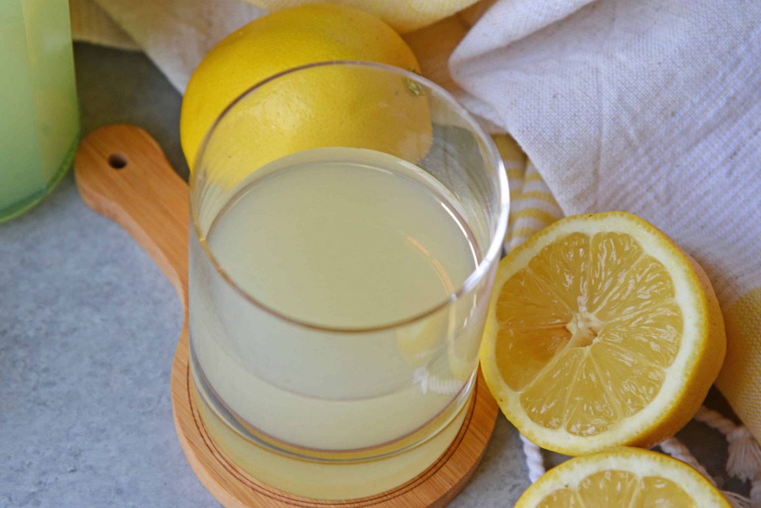 Limoncello Recipe - An Italian Homemade Limoncello Liqueur!