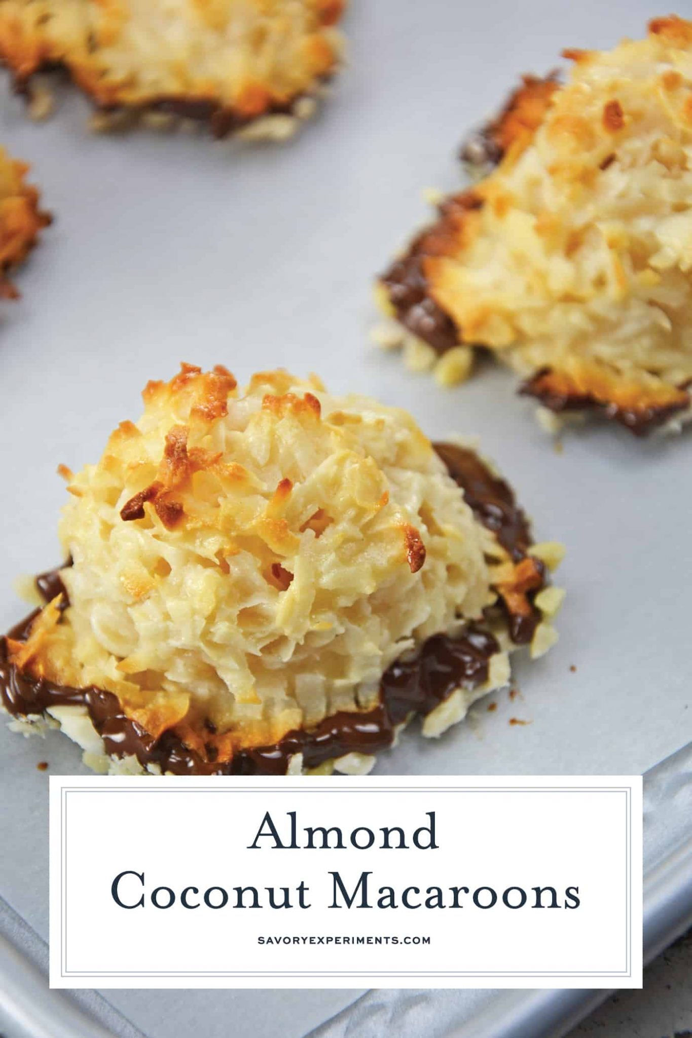 BEST Coconut Macaroons (Fluffy Almond Coconut Macaroons!)