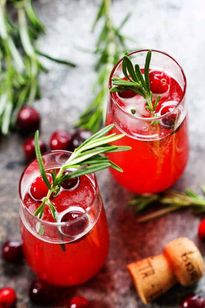 19+ Christmas Cocktails And Mocktails- Fun & Festive Christmas Cocktails