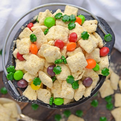 https://www.savoryexperiments.com/wp-content/uploads/2019/02/St.-Patricks-Day-Puppy-Chow-2-500x500.jpg