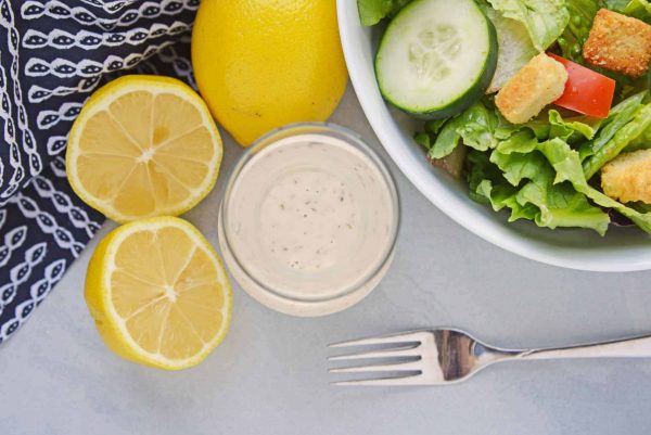 Creamy Homemade Greek Yogurt Salad Dressing {VIDEO)