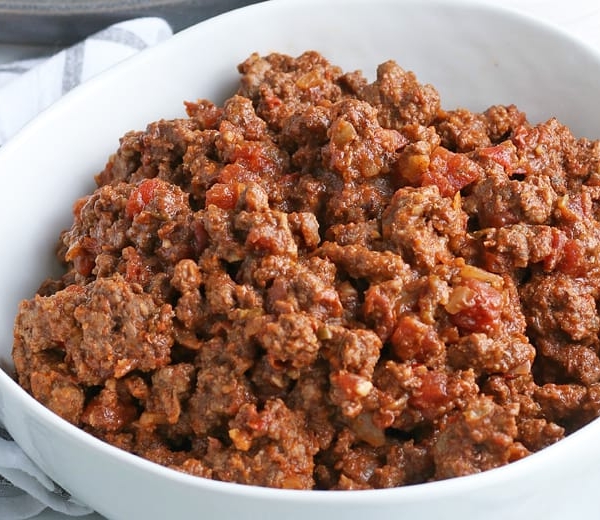 A bowl of ground beef