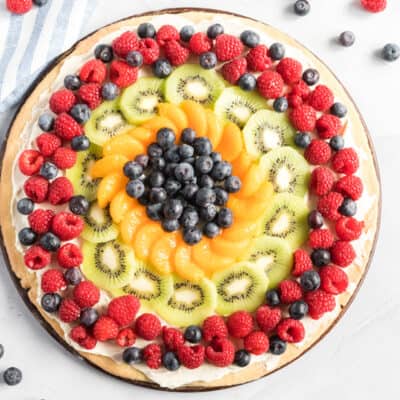 The Best EASY Fruit Pizza - Delicious Dessert Pizza with Fresh Fruit!