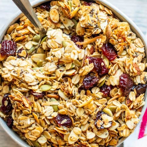 BEST Homemade Granola Recipe with Toasted Coconut- Easy Granola