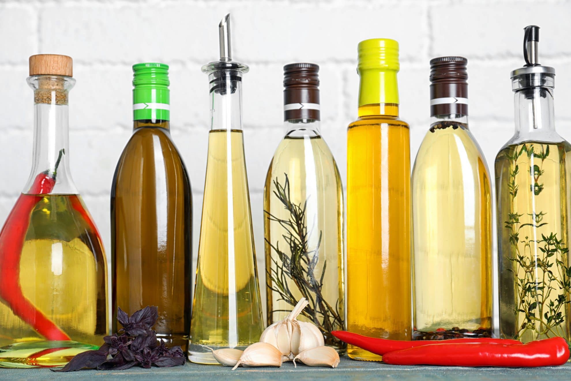 A Comprehensive Guide To Cooking Oils: The Good, The Bad and The Ugly - The  Daring Gourmet