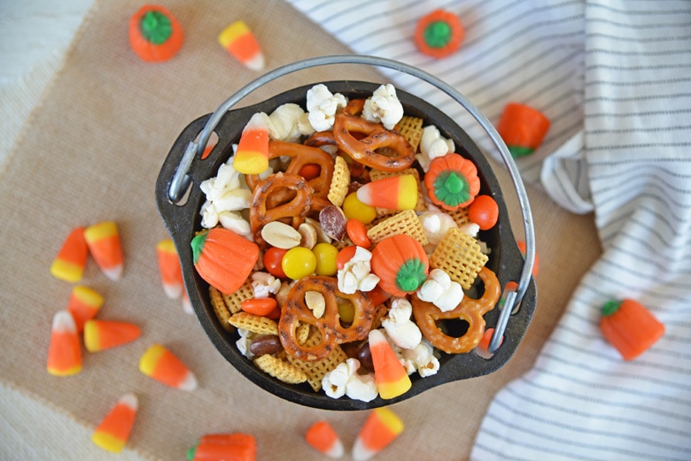 Trick or Treat Ideas? Stikbots and Five Nights at Freddy's Candy to the  Rescue!