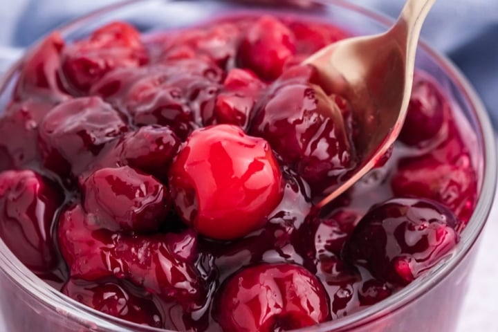 Homemade Cherry Pie Filling Recipe (w/ 7 Fun Variations)