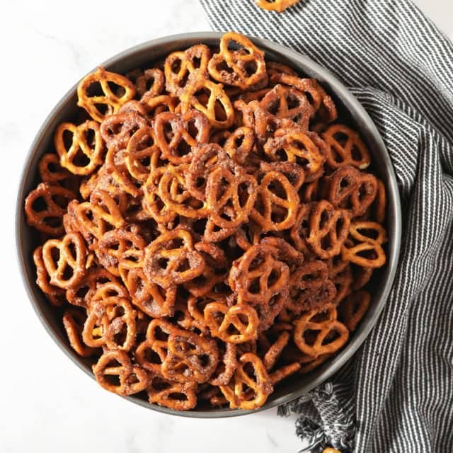 Easy Cinnamon Sugar Pretzels Sweet Salty Ready In Minutes