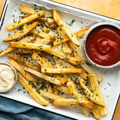 EASY Air Fryer French Fries Recipe - Quick and Only 3 Ingredients!