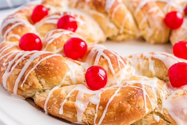 Almond Danish Pastry Ring How To Make A Coffee Cake Ring