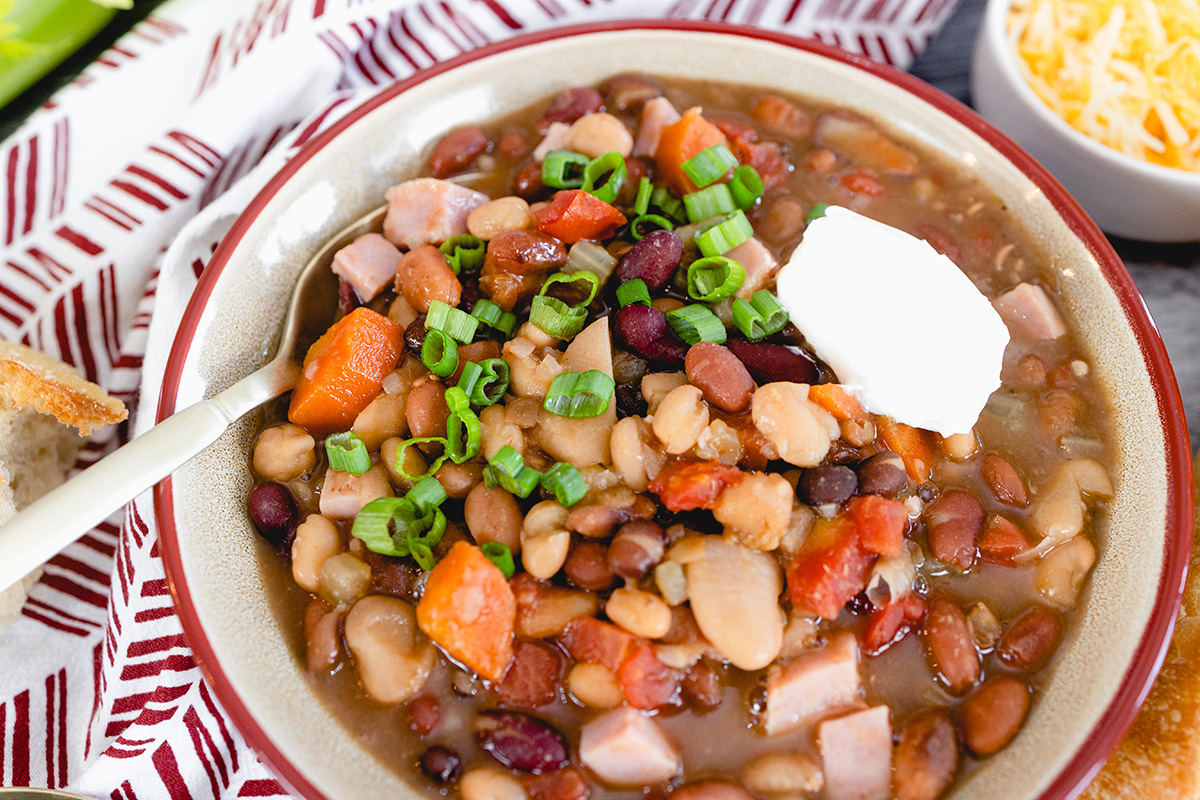 Instant Pot Bean Soup in less the 30 minutes