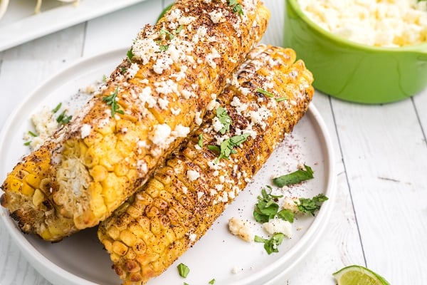 BEST Mexican Street Corn Recipe (Elotes) Mexican Corn on the Cob!