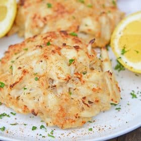 Authentic Jumbo Lump Maryland Crab Cakes : The REAL Deal