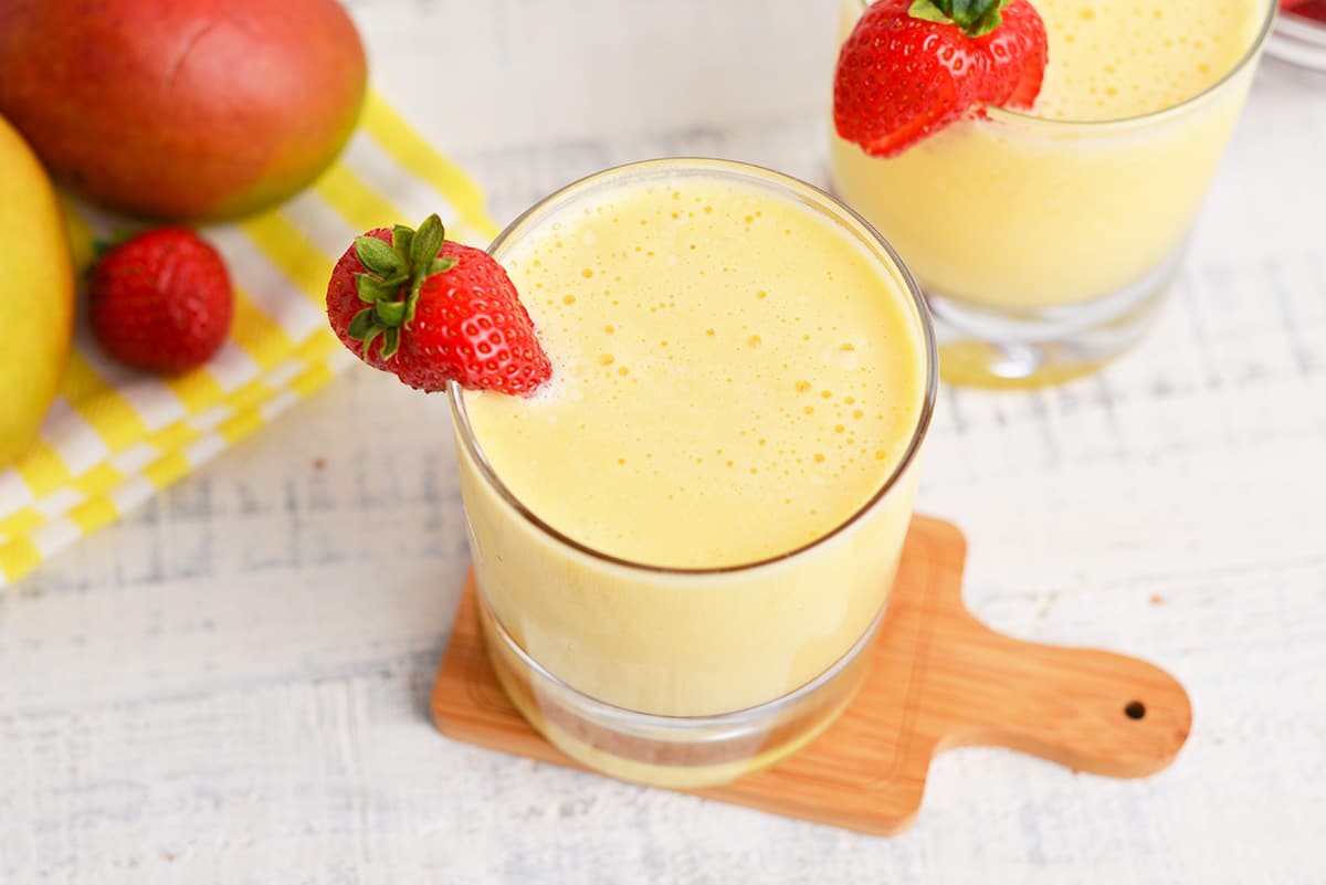 Mango Peach Smoothie - The Best Morning Smoothie Recipe!