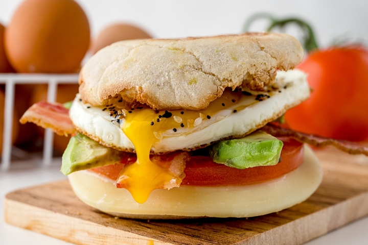 BEST Avocado Breakfast Sandwich (Perfect for On-the-Go!)