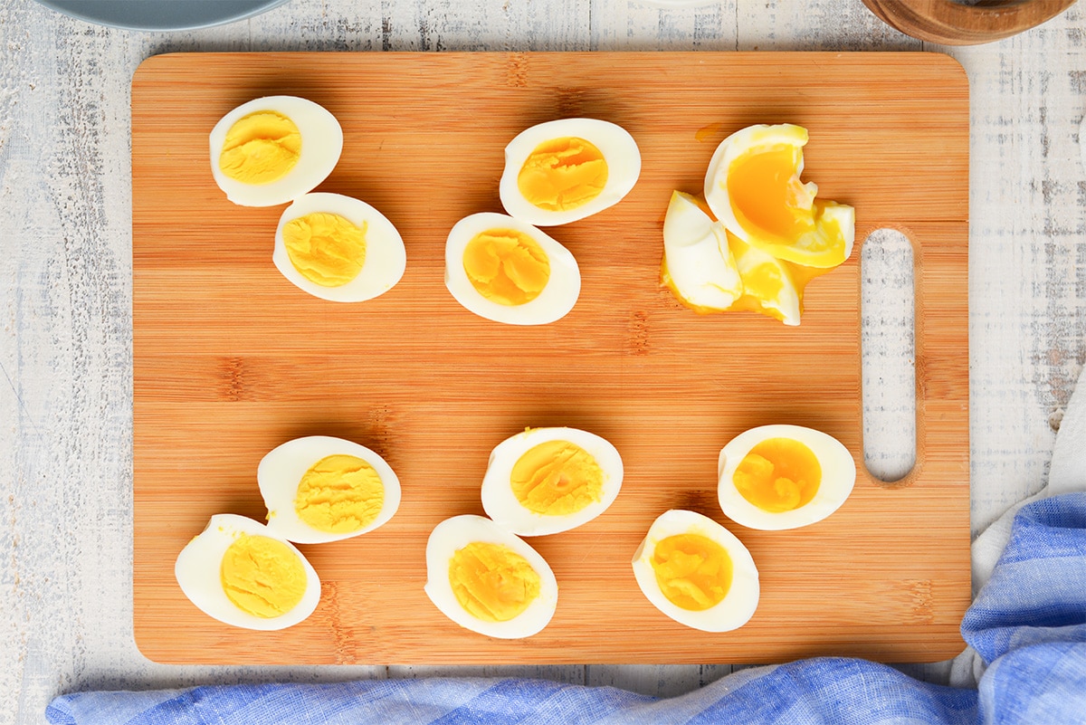 How to Make Perfect, Easy to Peel Boiled Eggs EVERY Time!