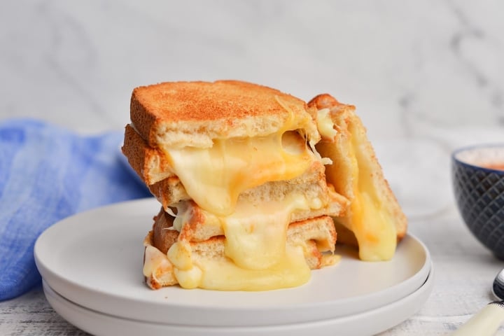 BEST Air Fryer Grilled Cheese Recipe (3 Ingredients, 10 Minutes!)