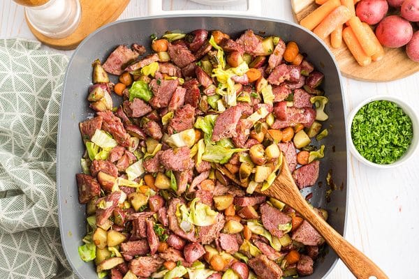 BEST Corned Beef Hash Recipe (Perfect for Breakfast & Brunch!)