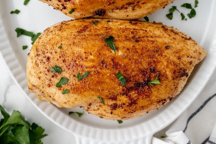 BEST Baked Chicken Breasts Recipe (Juicy Chicken in the Oven!)