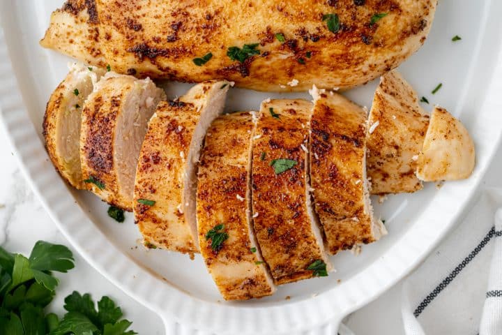 BEST Baked Chicken Breasts Recipe (Juicy Chicken in the Oven!)