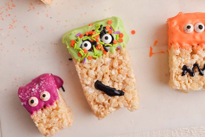 EASY Monster Rice Krispie Treats Recipe (Fun Halloween Treat!)