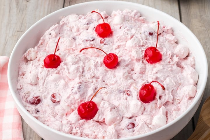 BEST Classic Cherry Fluff Recipe (Only 5 Mins & 10 Ingredients!)