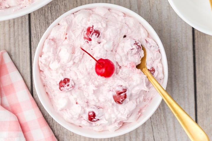 BEST Classic Cherry Fluff Recipe (Only 5 Mins & 10 Ingredients!)