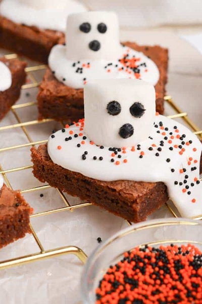 close up of ghost brownies with sprinkles