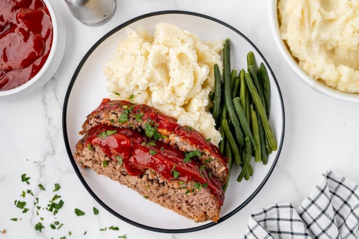 BEST Slow Cooker Meatloaf Recipe (Meatloaf in the Crock Pot!)