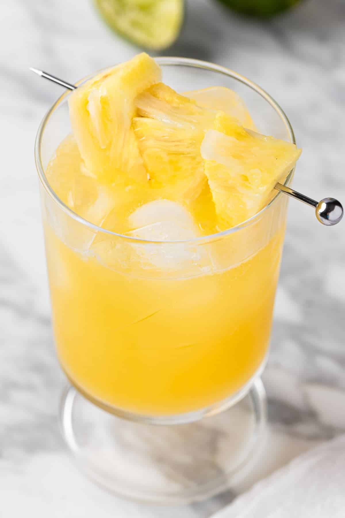 21+ BEST Gin Cocktails (Fruity, Floral and Refreshing Cocktails!)