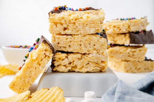 Potato Chip Marshmallow Bars - {Sweet & Salty)