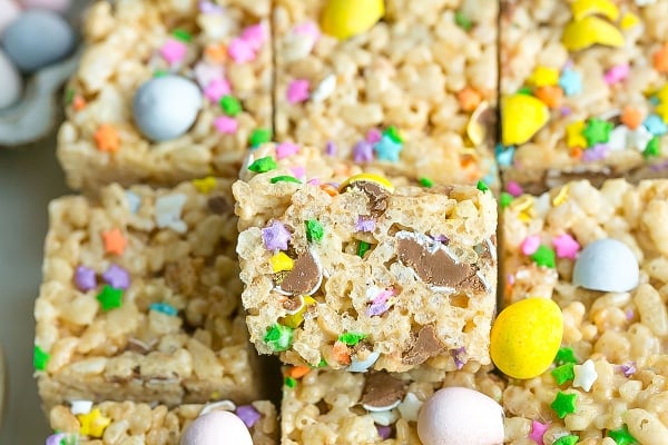 EASY Easter Rice Krispie Treats Recipe (Only 6 Ingredients!)