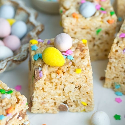 FUN Peep Rice Krispie Treats Recipe {No Bake Easter Dessert}