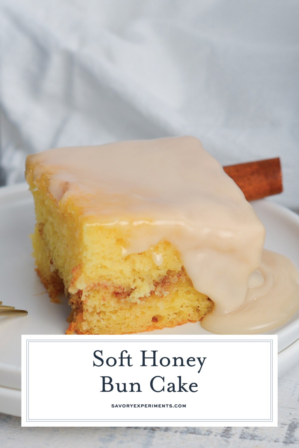 🍯 Honey Bun Cake Recipe (Easy Cake Full of Cinnamon Flavor!)