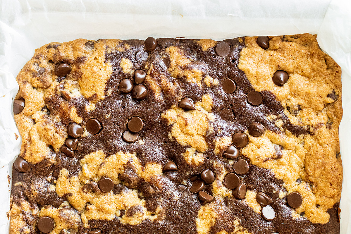 brownie + cookie bars in 9x13 pan