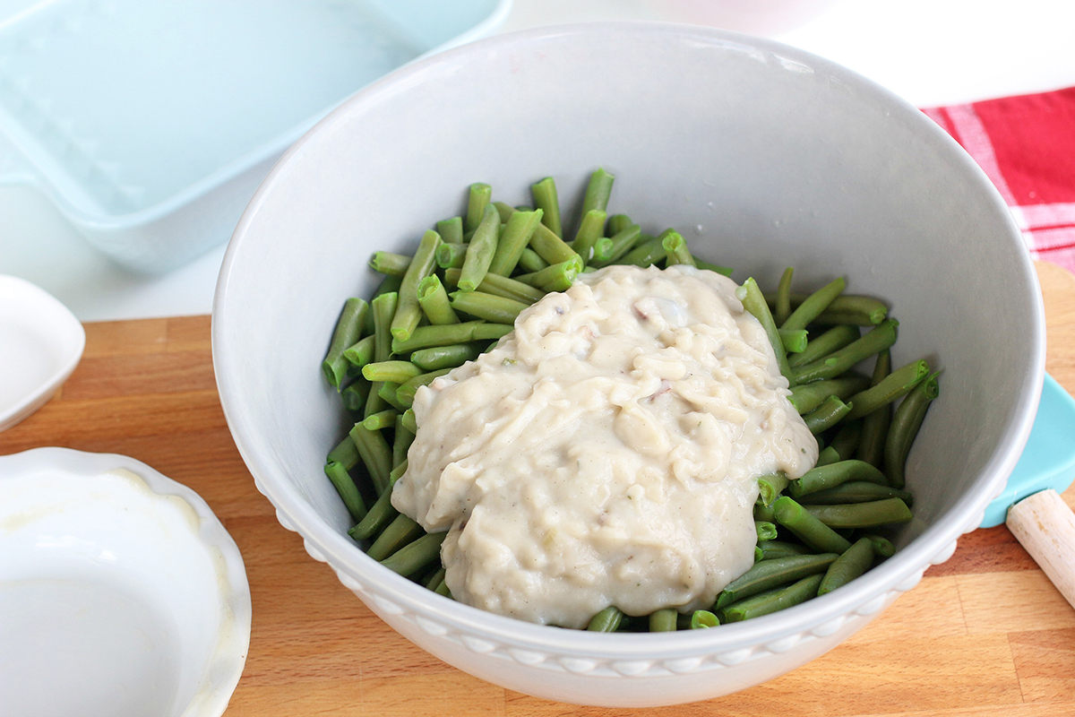 bowl of green beans and cream of mushroom soup