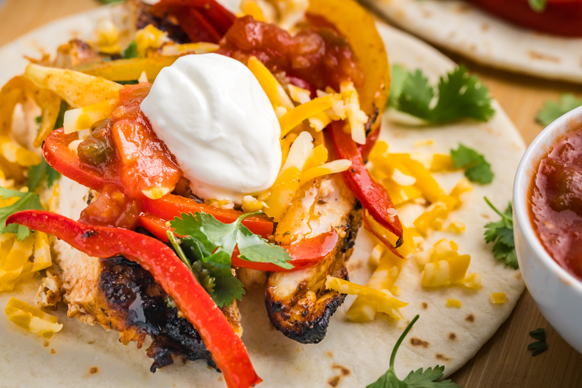 close up angled shot of grilled chicken fajita