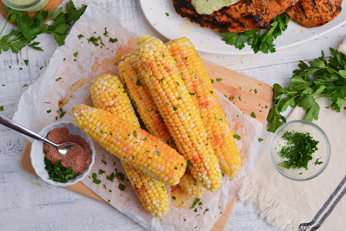 overhead shot of seasoned corn on the cob