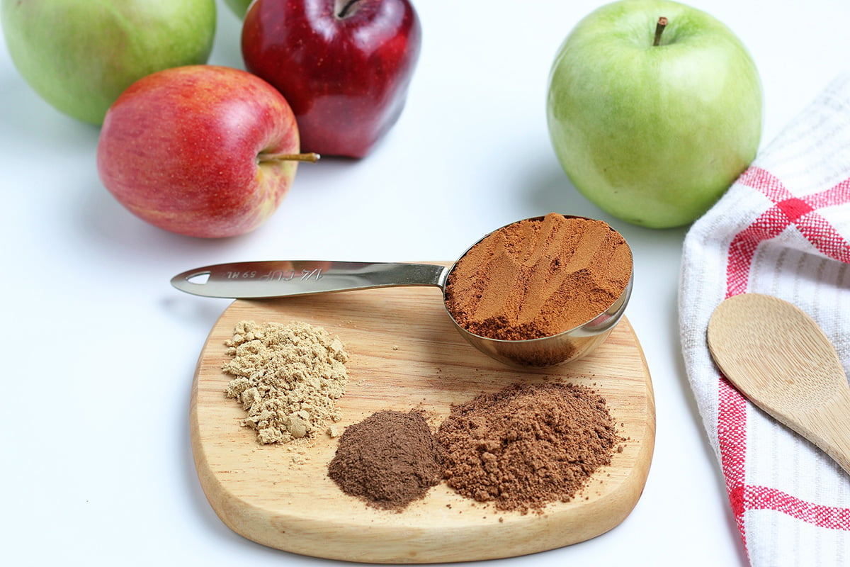 ingredients for apple pie spice