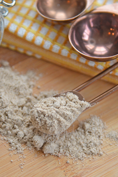 close up of measuring spoon of homemade gravy mix