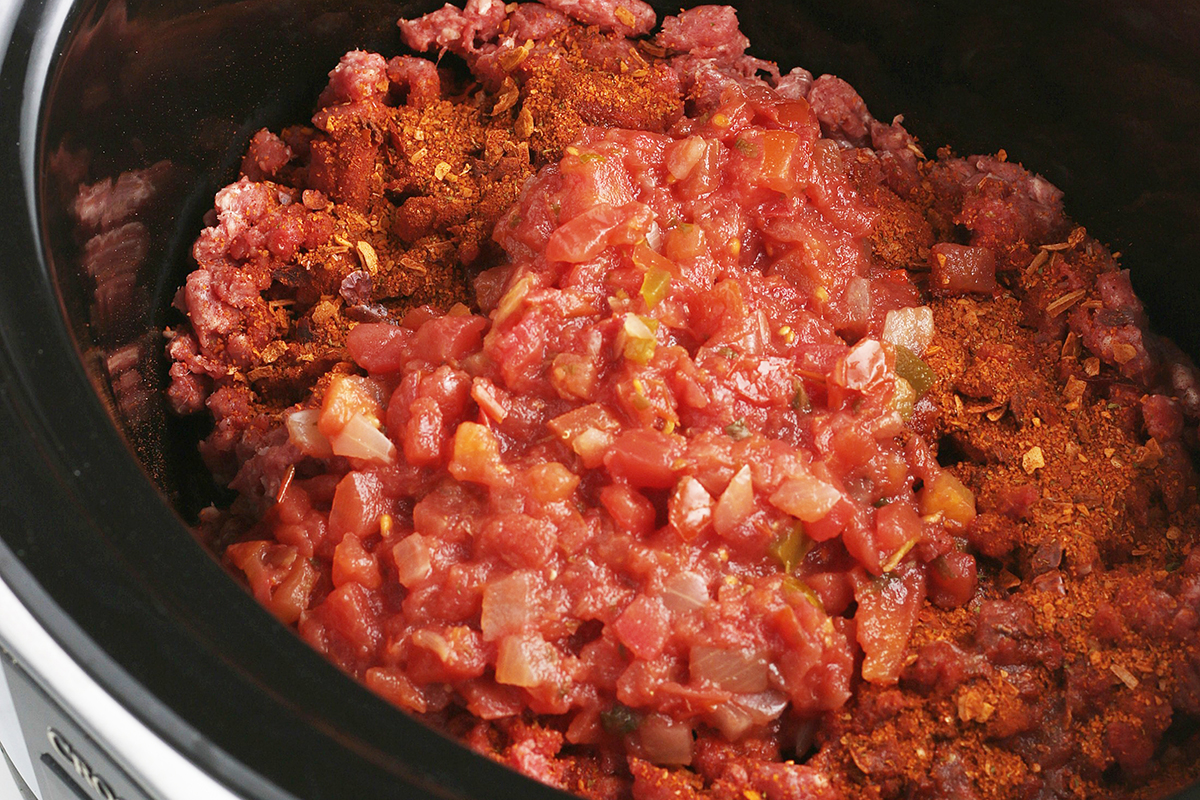 ground beef, seasoning and salsa in instant pot