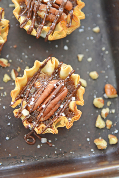 close up mini pecan pies