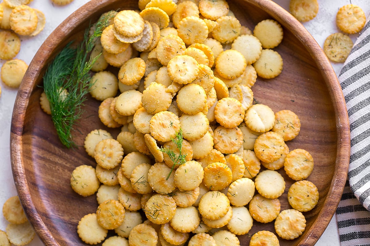 overhead shot of plate of dill seasoned oyster crackers