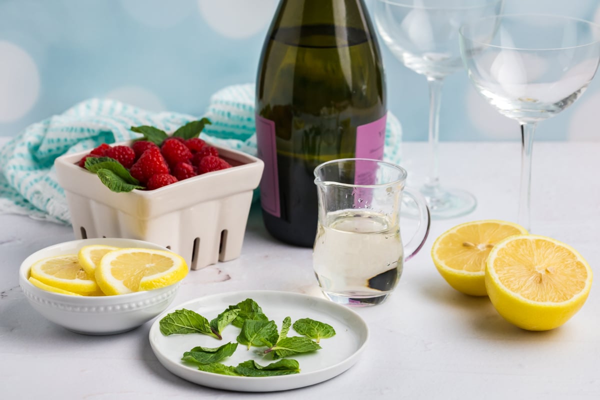 elderflower spritz ingredients