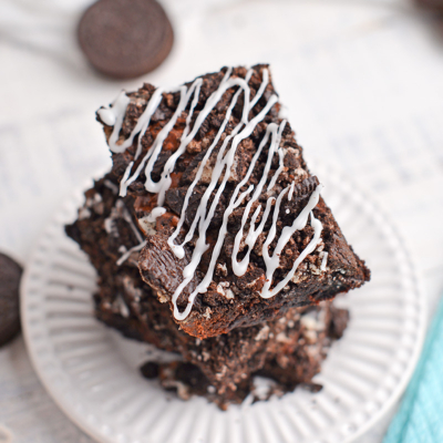 overhead shot of stack of oreo brownies