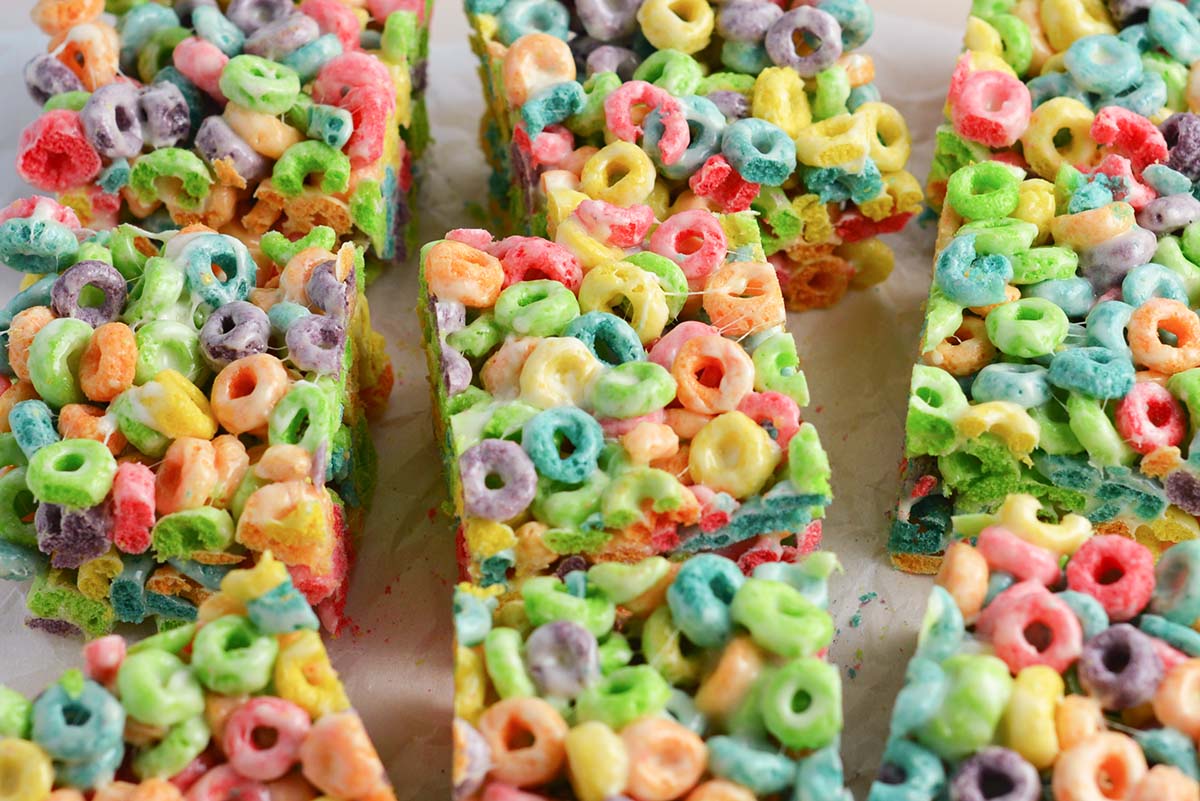 close up angled shot of fruit loop cereal bars